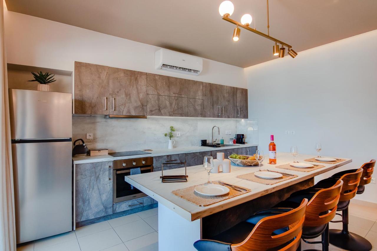 Agapi'S Luxury Apartment Pýlos Eksteriør bilde